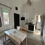 Апартаменты Nina Center *