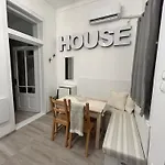 Апартаменты Nina Center