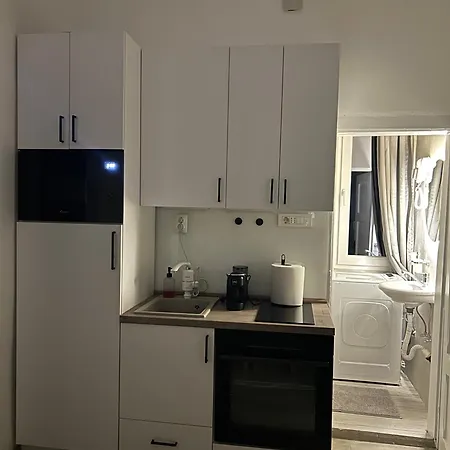 Nina Center * Skopje